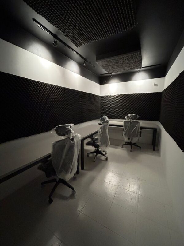 Espuma Acustica Insonorizacion (14und) 50cm X 50cm X 5 Cm Negro